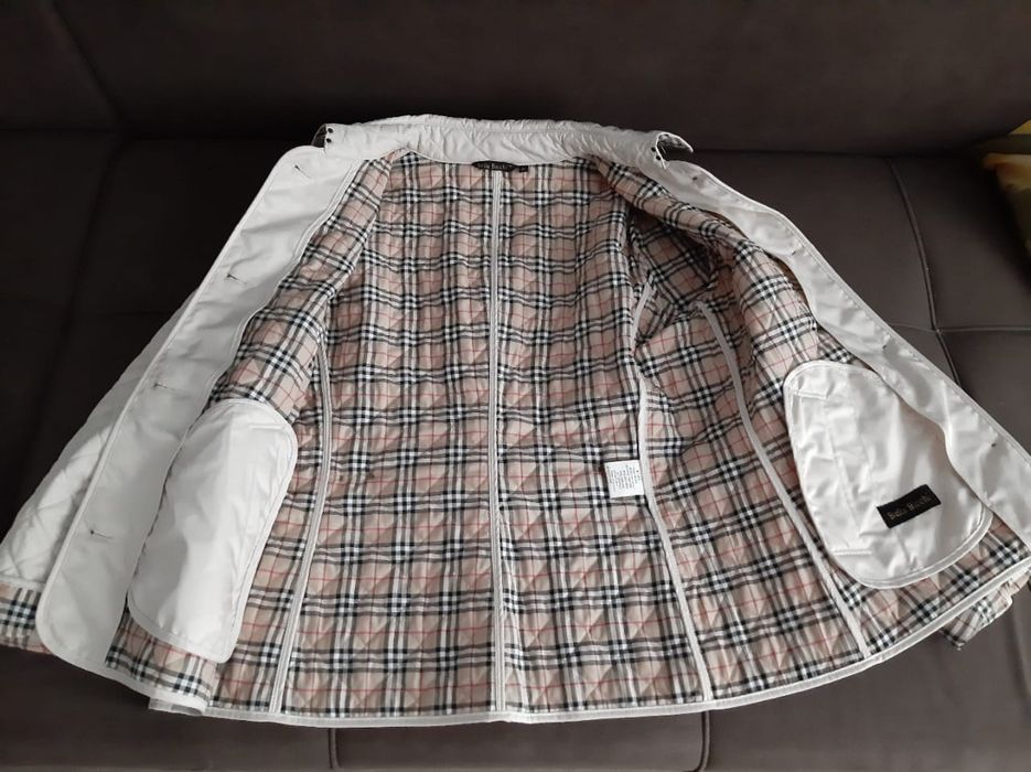 Куртки женские разные