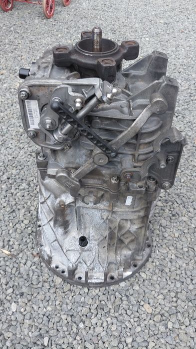 Vand cutie de viteze pentru Mercedes sprinter 2.2 in 6 trepte