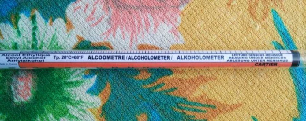 Професионален Спиртомер/Захаромер+стъклена колба. Вариант с термометър