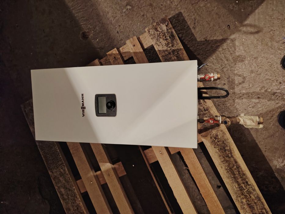 Продавам ел.котле Vissmeen vitotron 100 8 KW ..