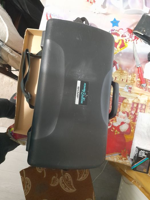 Camera de filmat sharp