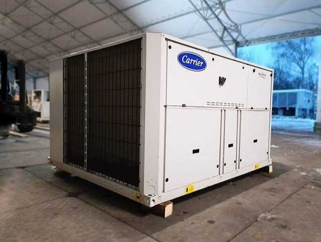 Чиллер 30RBS-070C0165-PE (67 kW) — высокопроизводительный чиллер
