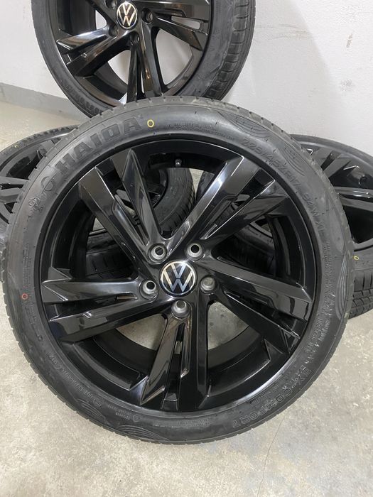 Jante 17 originale Vw Golf 7 8Touran anvelope vara Noi
