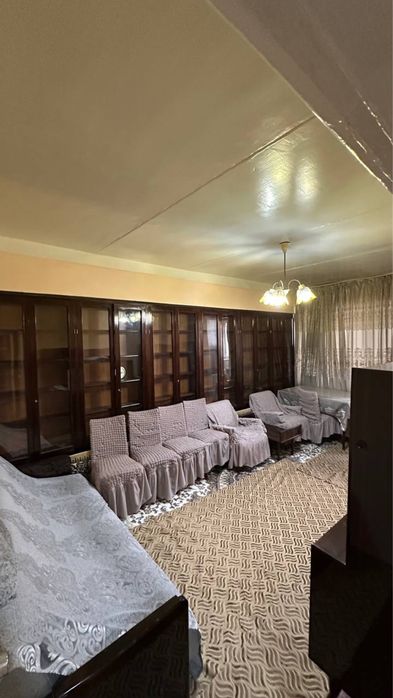 Своя на Ц-4 срочно 3/4/4