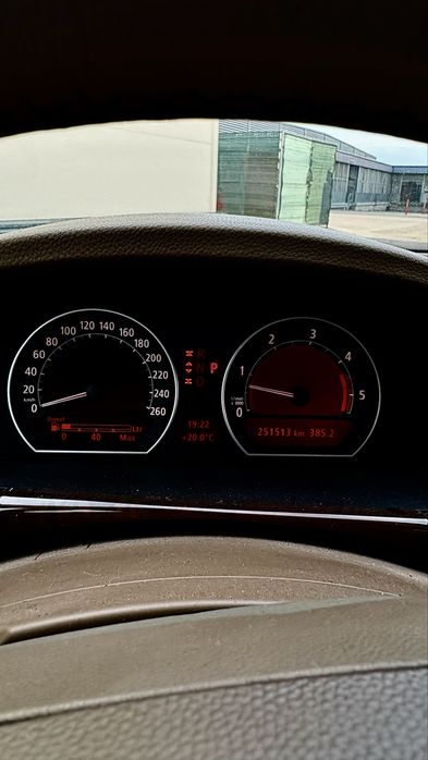 Vand BMW 730D M57 2007