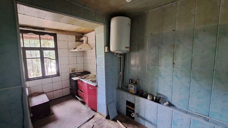 Продается 2х комнатная квартира 1 этаж  35000 уе.