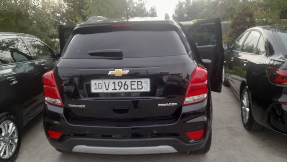 Tracker  1  1.8 mator