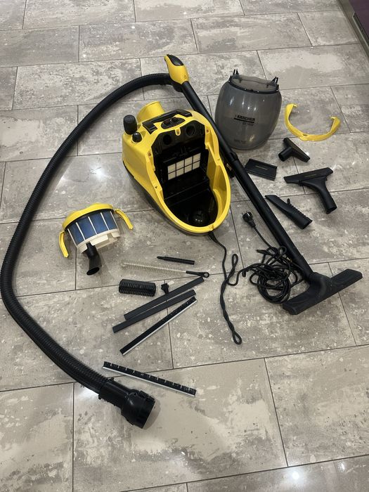 Прахосмукачка пароекстактор KARCHER (модел SV1802)