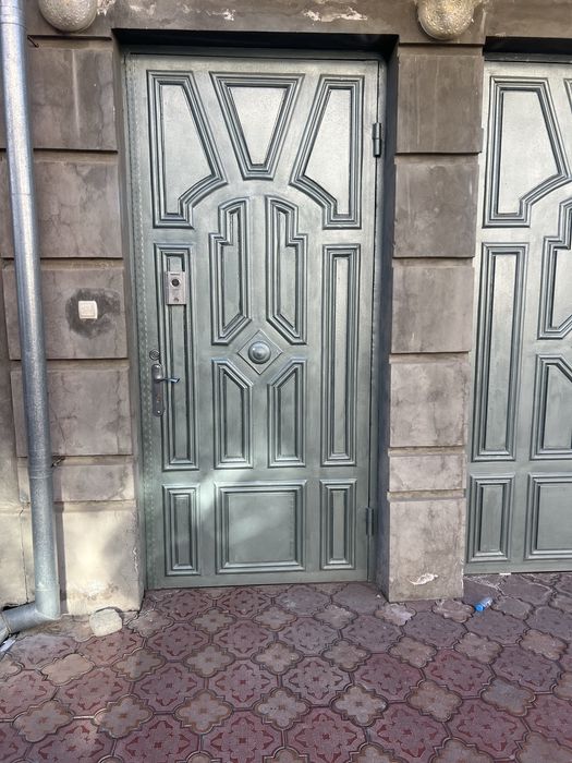 Darvoza sotiladi xolati yaxshi 2 tasi 600$