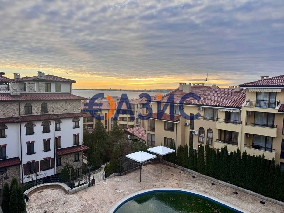 Продава се Тристаен апартамент в Свети Влас - 90 кв.м за 1083 €/кв.м - Снимка #3