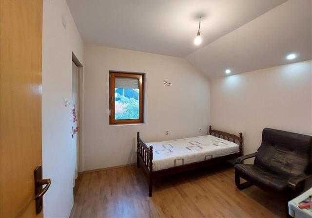 Дава се под наем Двустаен апартамент в Пловдив, Гагарин - 96 кв.м за 448.8 € - Снимка #4