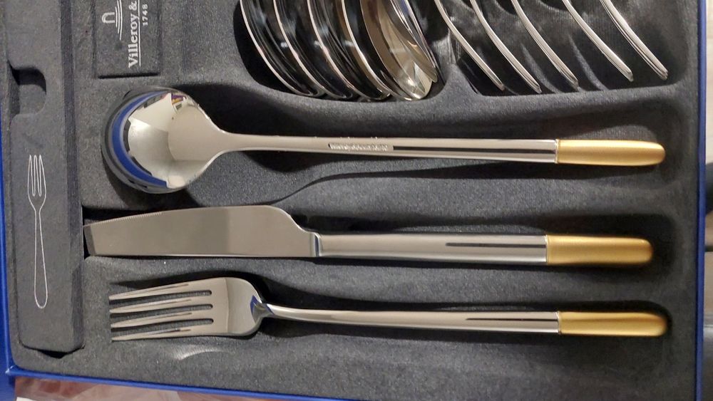 De vânzare set tacâmuri