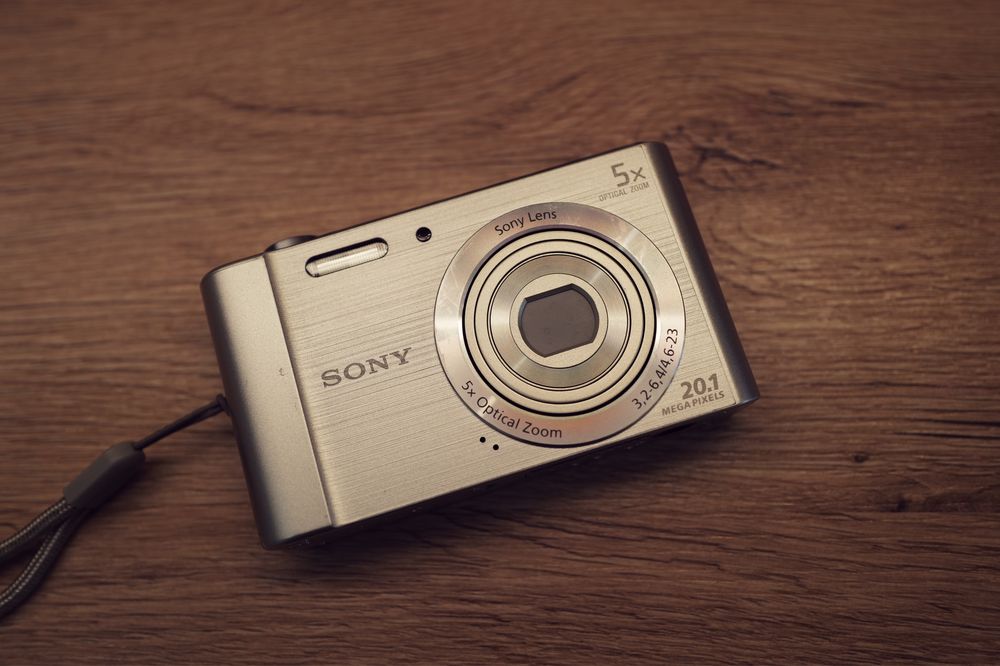 Aparat foto Sony Cybershot W800 20 megapixeli ca si NOU incarcare USB