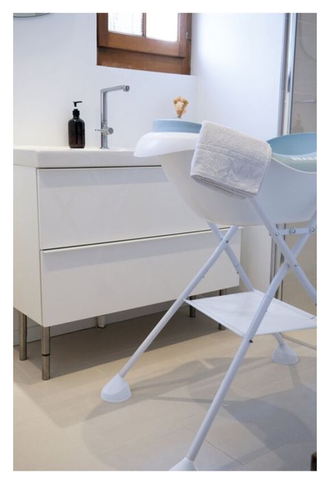 Ванночка Beaba с подставкой-ножками