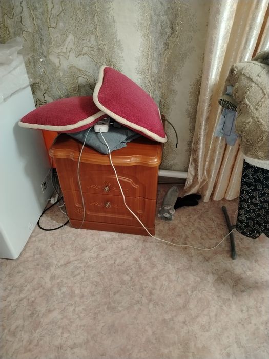 Продам спальный гарнитур б.у.