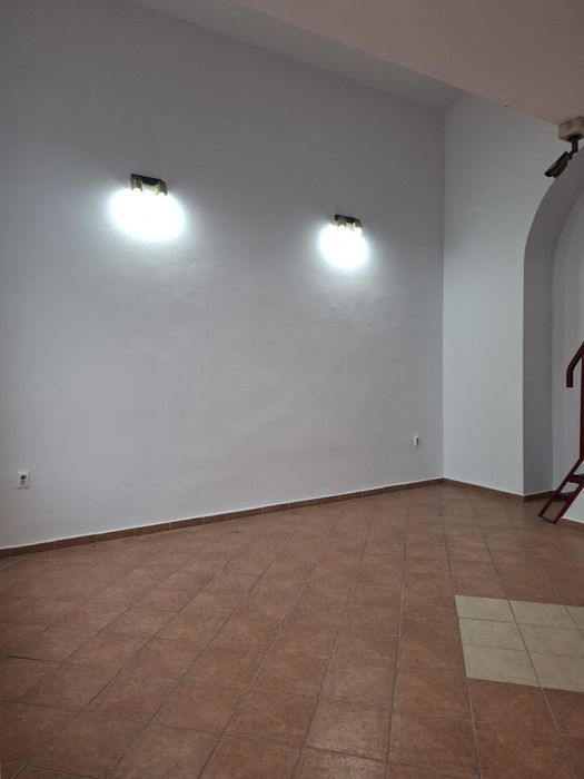 Spațiu de închiriat