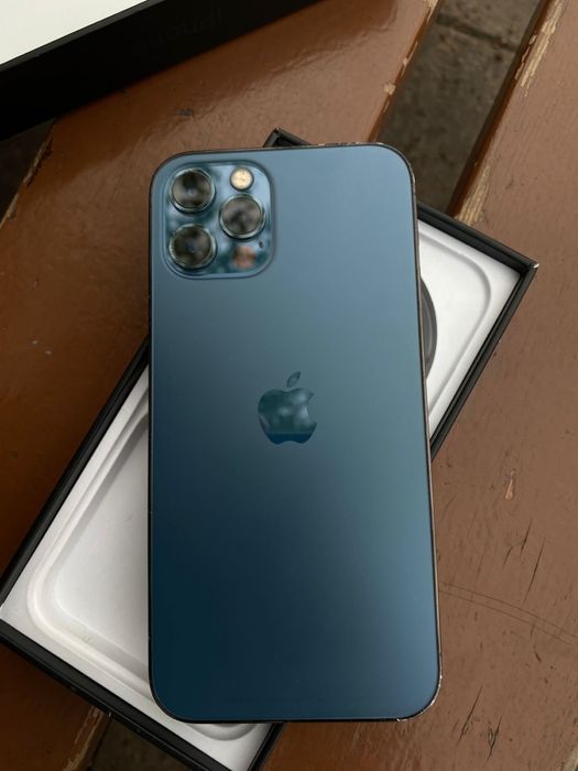 iPhone 12pro.