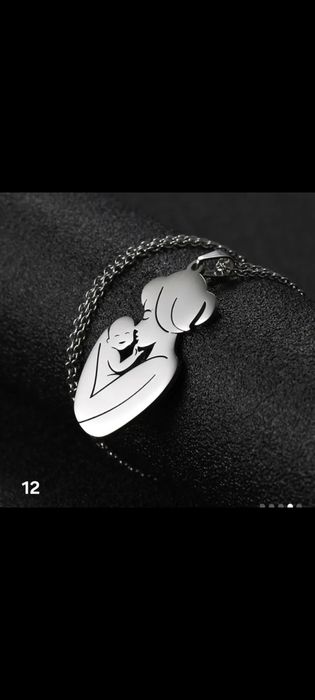 Страхотни бижута, идеален подарък за празници. Надписи Мама