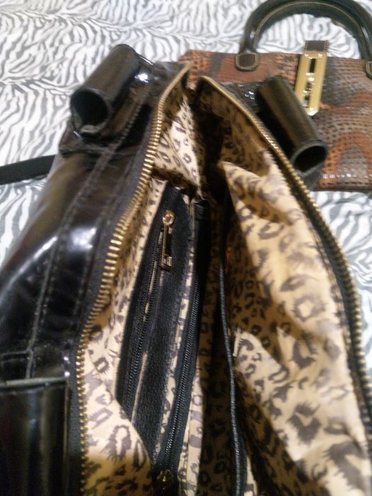 Екстравагантни дамски чанти.