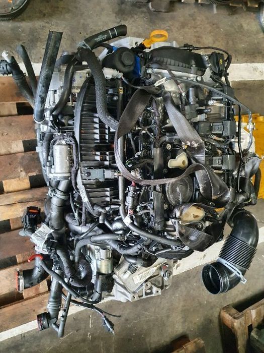 Injectoare, pompa, rampa injectie VW Motor 2.0 cod motor: CZP