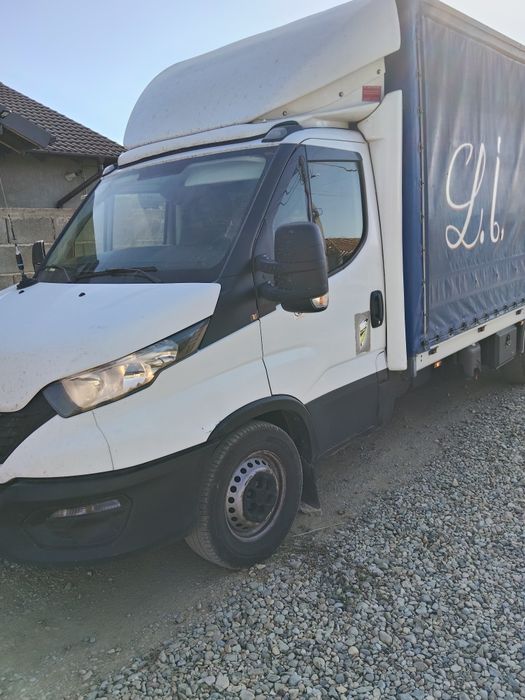 Dezmembrez Iveco Daily 2021