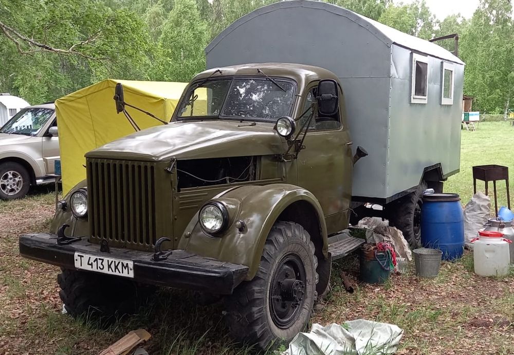 Продам  автомобиль ГАЗ 63