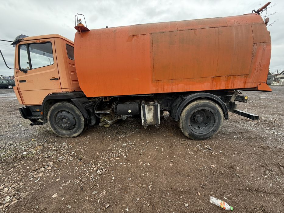 Камион Мерцедес 1314 125кс 6000куб 1991г на части