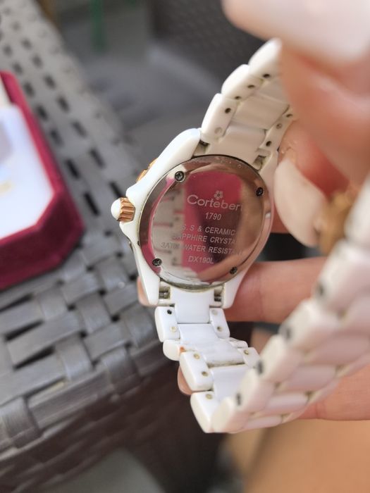 Швейцарски часовник Cortebert