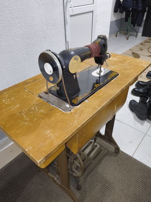 Продам швейные машинки