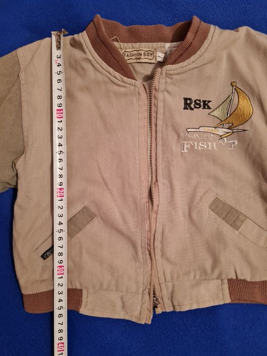 Продам штаны и бомбер для мальчика.