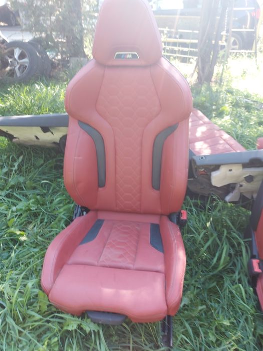 Салон BMW X4 Competition