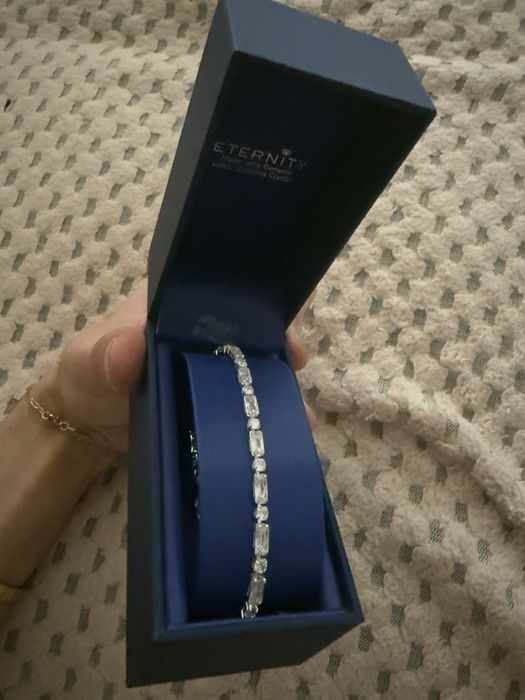 Луксозна гривна Eternity – Silver Plated с Cubic Zirconia кристали