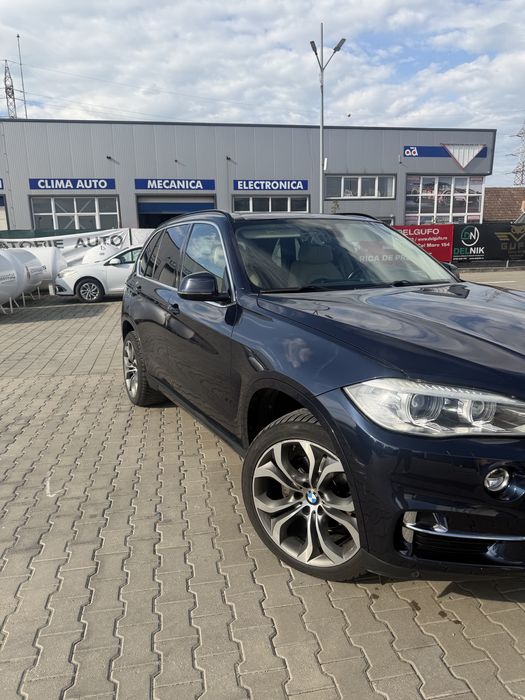 BMW X5 XDRIVE  7 locuri !!!