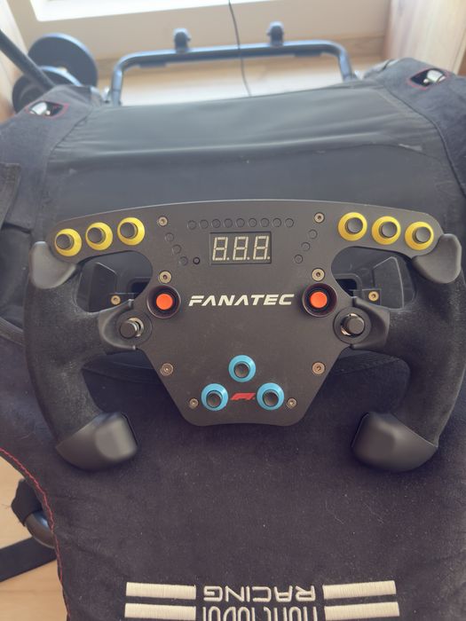Fanatec Gran Turismo DD Pro 8Nm – пълен Sim Racing / F1 комплект за PS5 и PC
