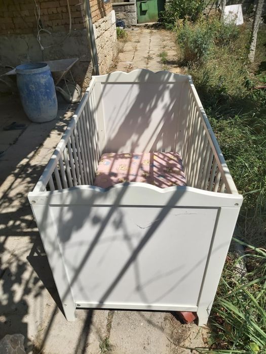 Детска дървена кошара