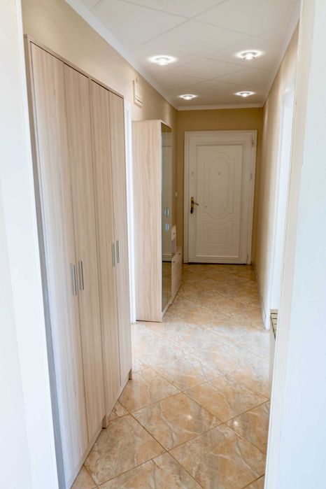 Дава се под наем Четиристаен апартамент в Варна, Аспарухово - 90 кв.м за 663 € - Снимка #13