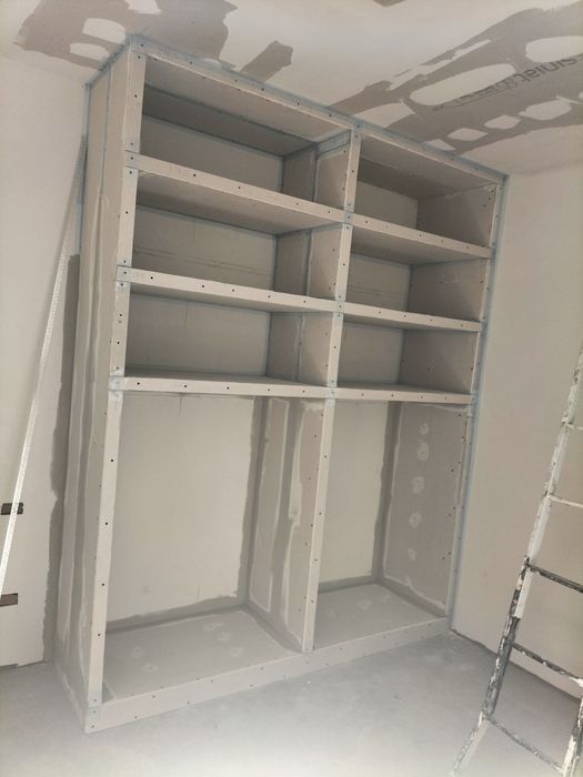 Ofer servicii în constructi