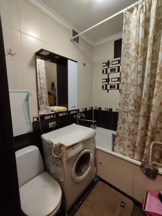 Продам 2х комн ул.Казахстан 98