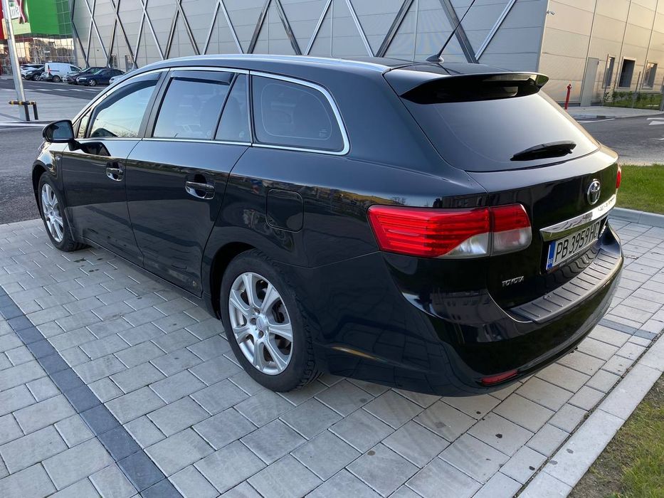 Toyota Avensis Fece 2013