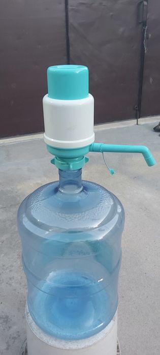 Диспансер для воды