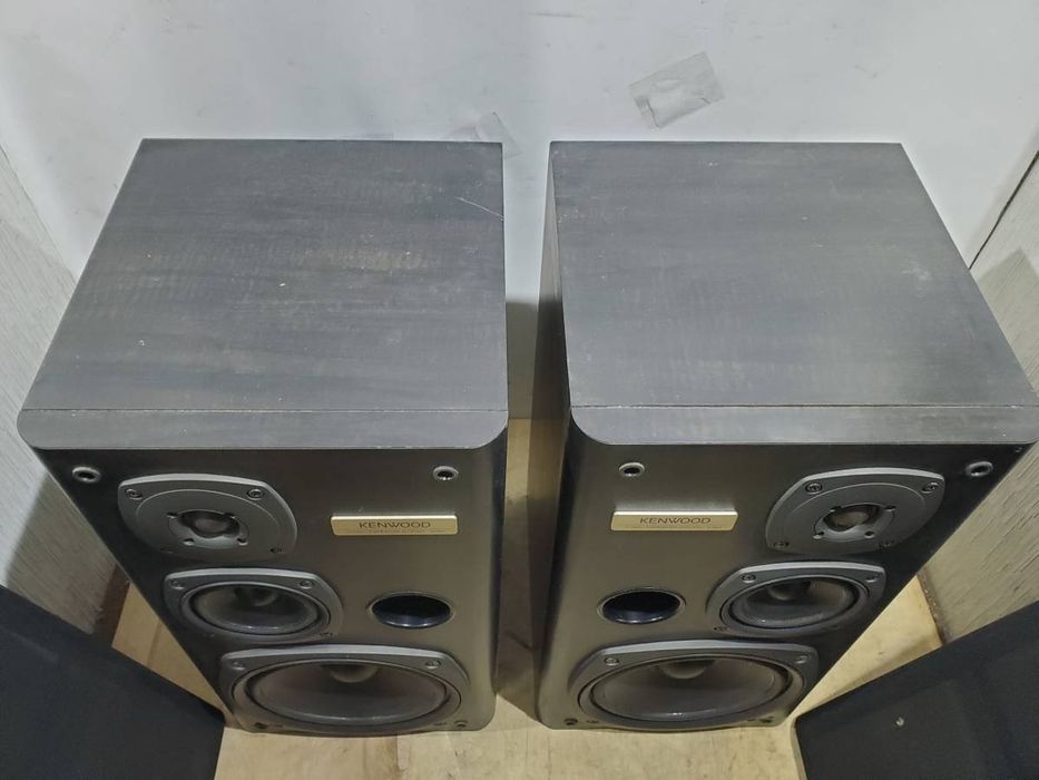 В продаже Kenwood S-8M
