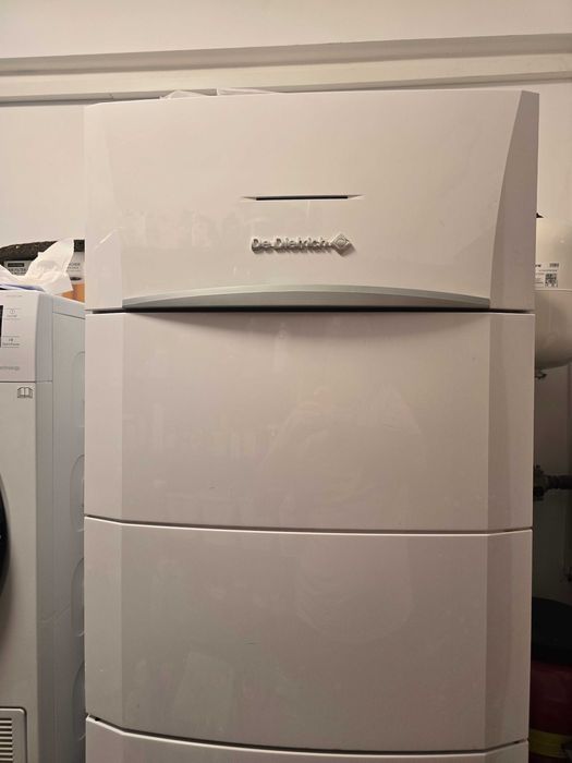 Centrala termica De Dietrich 35Kw cu boiler incorporat de 220 litri