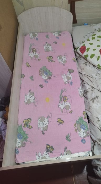 Кроватка детская