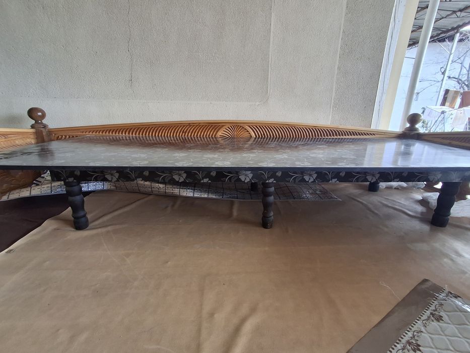 Срочно Хон тахта сотилади