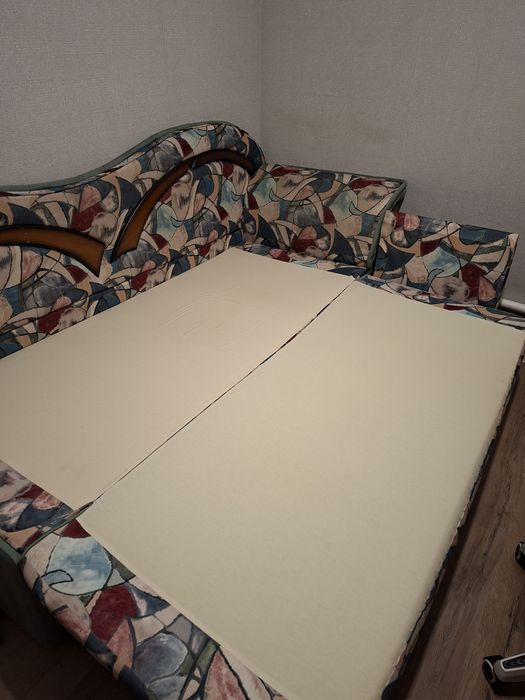 Продам тахту,б/у,расскладная