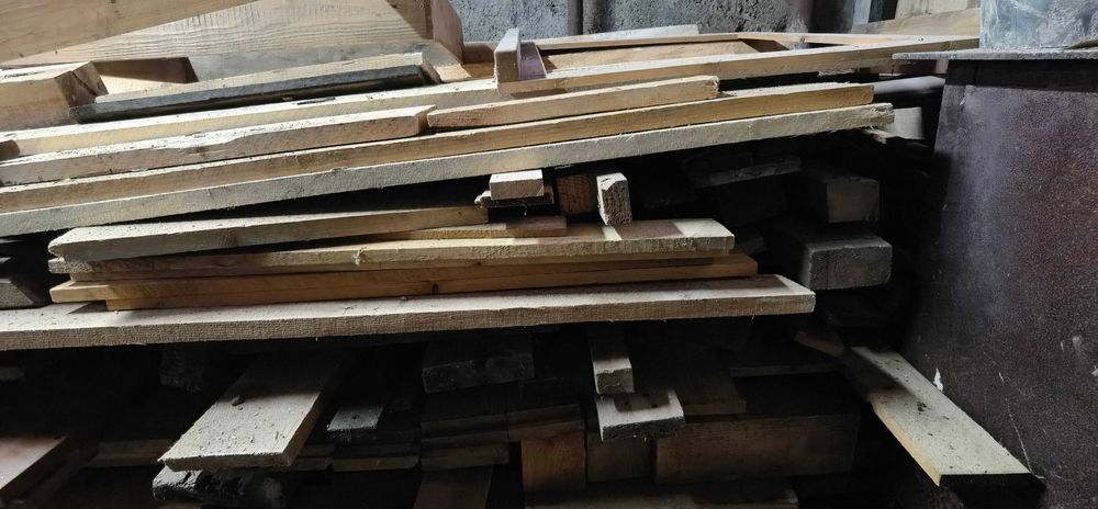 Продавам дъски различни размери