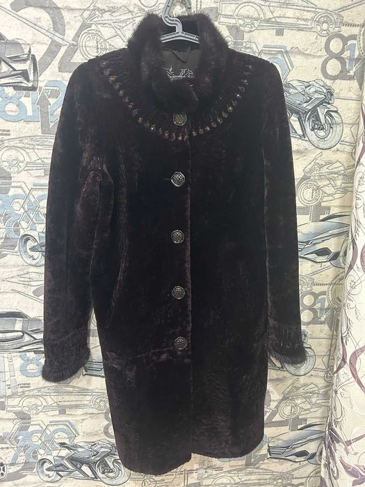 Продам мутоновую шуб