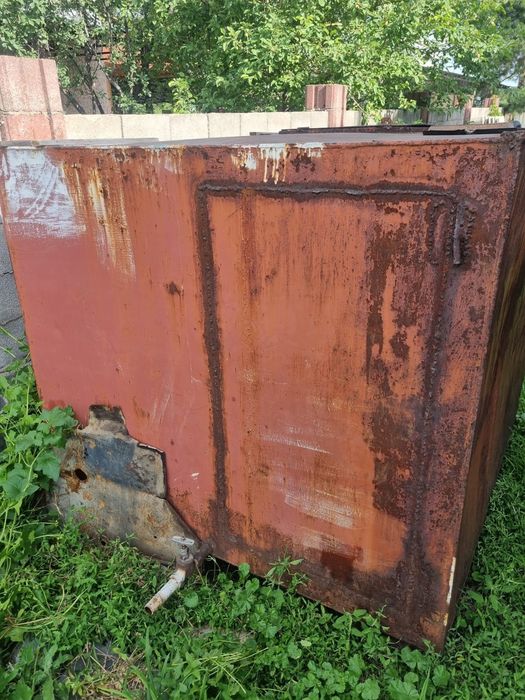 Продам цистерна для воды трёхкубовый