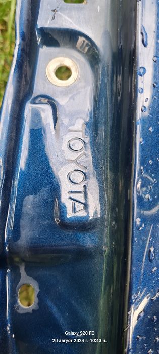 Преден десен калник Toyota Verso