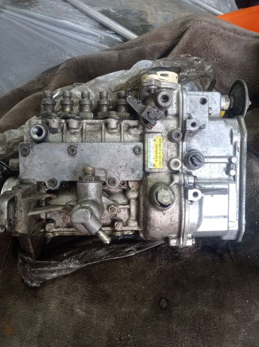 Запчасти Мерседес Т- 1